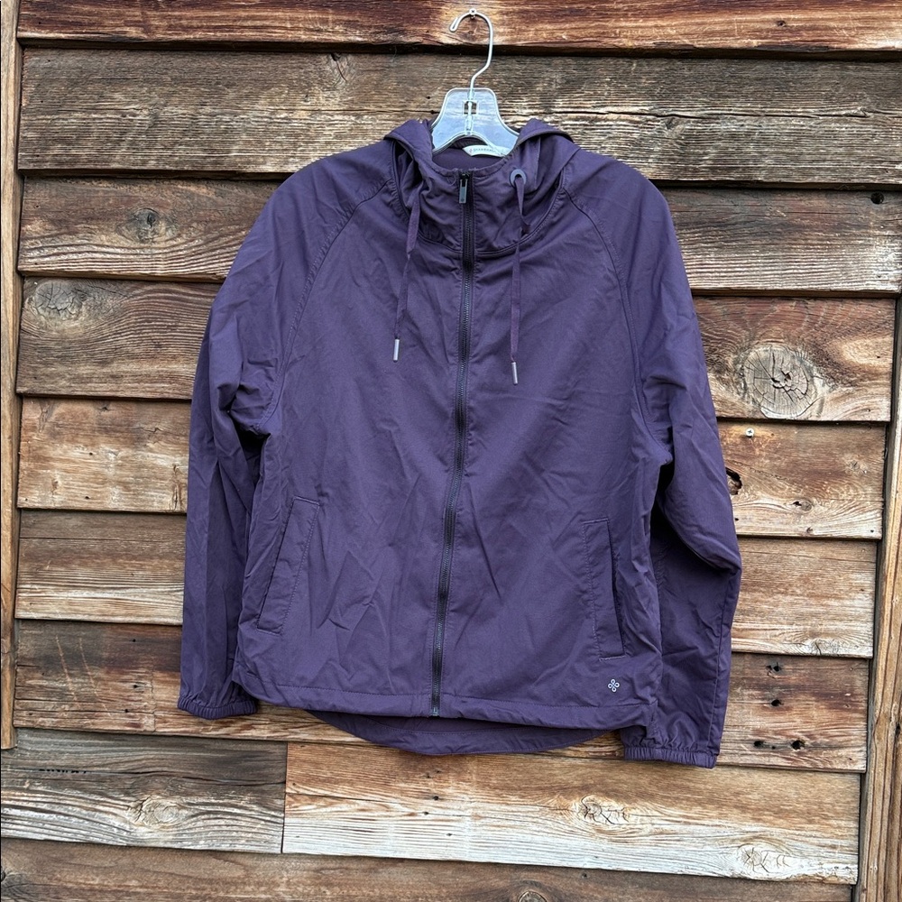 SHAMBHALA lightweight jacket hooded